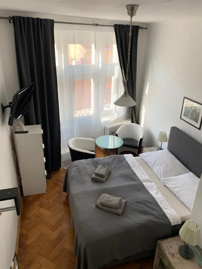 Skolska Apartments Prague