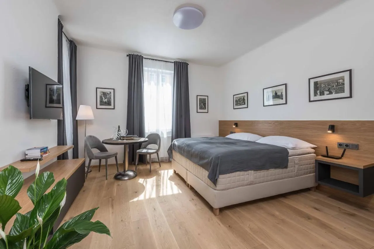 Skolska Apartments Praha